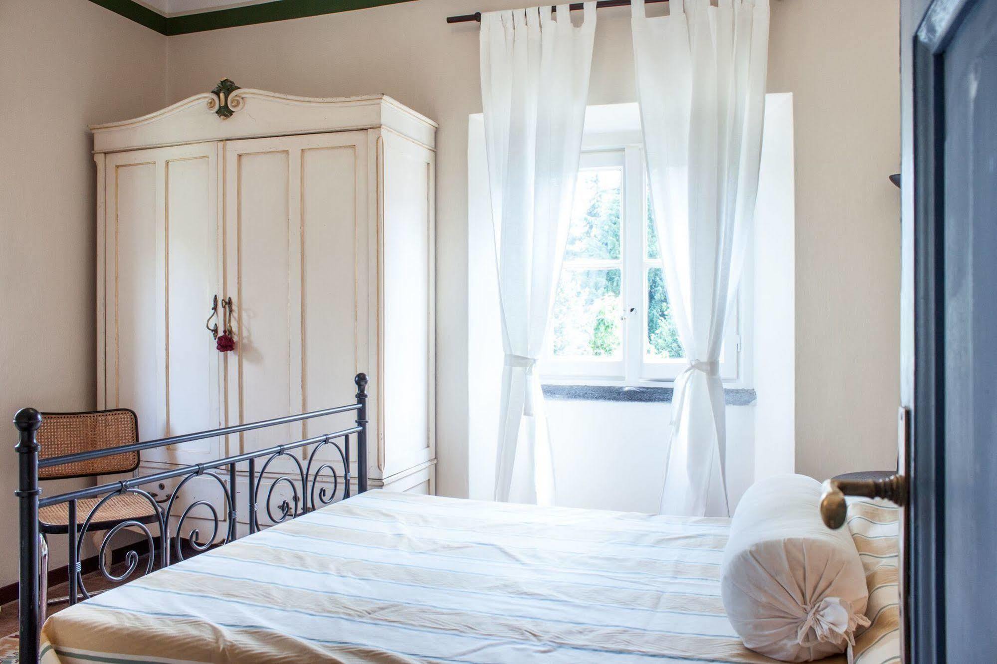 Casa La Viola Blu Bed & Breakfast Cernobbio Bagian luar foto