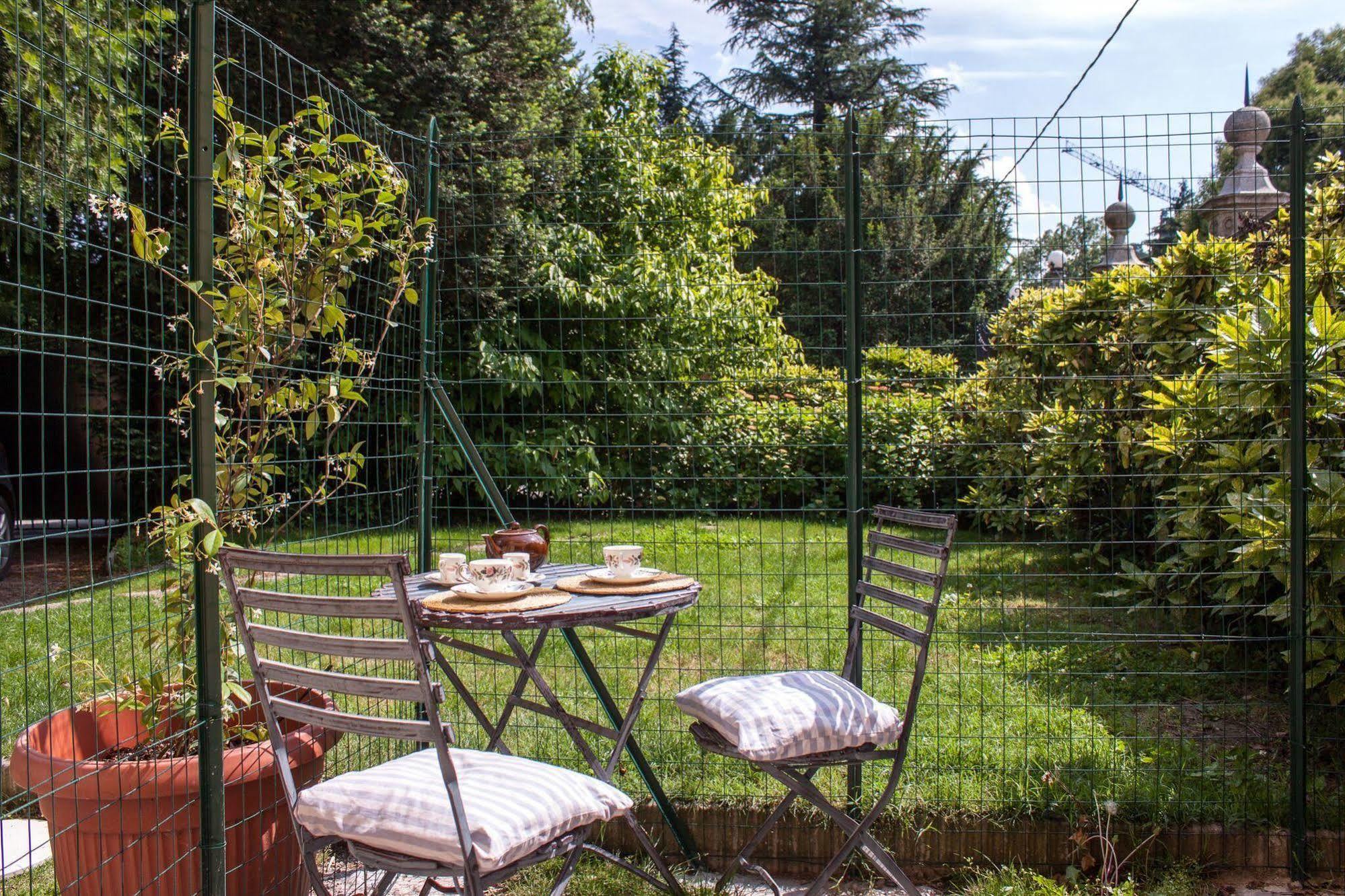 Casa La Viola Blu Bed & Breakfast Cernobbio Bagian luar foto